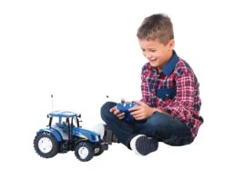 Britains Big Farm New-Holland RC Tractor -Indoor Speelgoed Winkel britains 42601 new holland tractor remote control 1 1