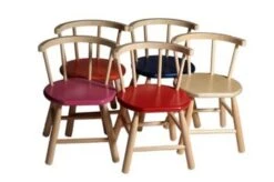 Beukenhouten Stoeltje Met Gebogen Leuning -Indoor Speelgoed Winkel kinder stoeltje van dijktoys 496 1 1